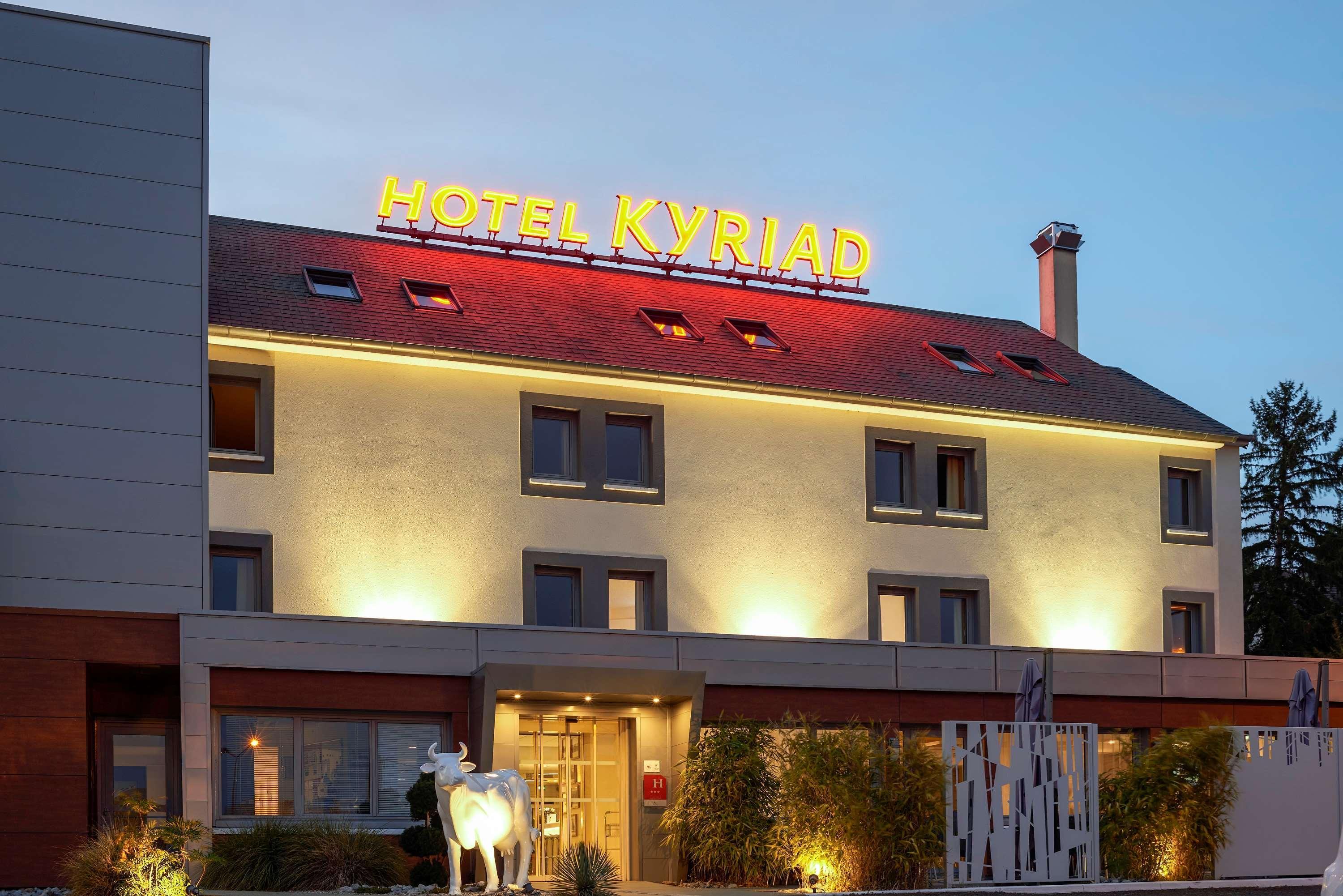 Kyriad Le Mans Est Экстерьер фото